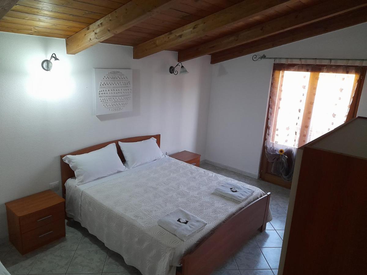 B&B Da Marianna Samugheo Esterno foto